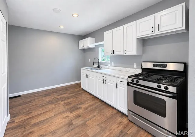 Photo 4 of Single family home for sale at 114 Saint Paul Dr, East Saint Louis, IL 62206 | MLS# MIS26058957 | Listing updated on 2026-09-21
