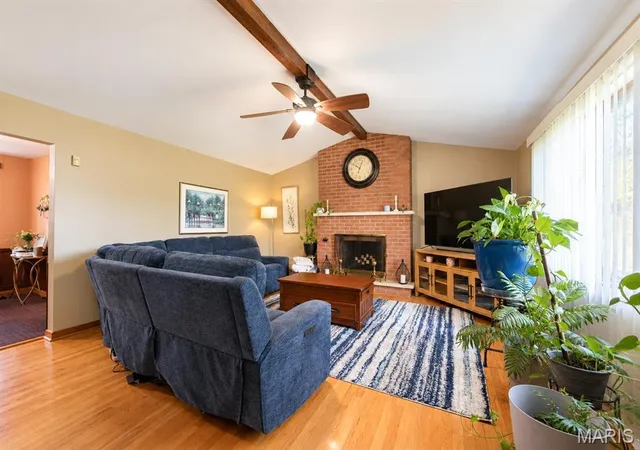 Photo 3 of Single family home for sale at 4806 Pierce Ln, Godfrey, IL 62035 | MLS# MIS26058963 | Listing updated on 2026-10-04