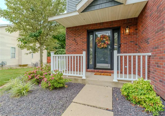 Photo 3 of Single family home for sale at 622 Rain Holw Dr, O Fallon, IL 62269 | MLS# MIS26058997 | Listing updated on 2026-10-19