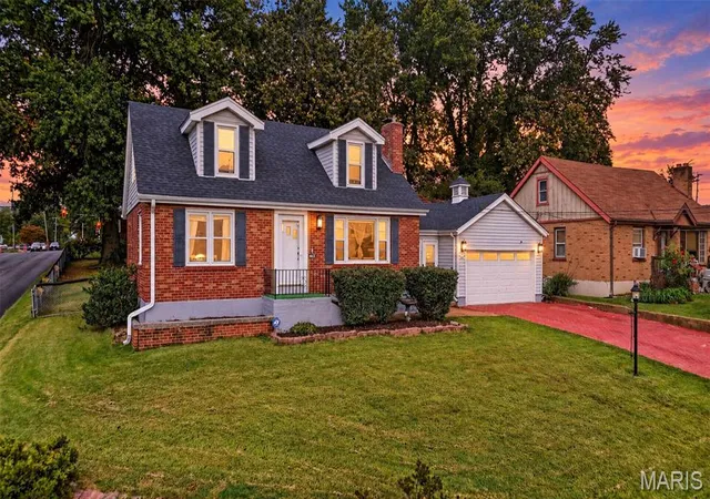 Photo 3 of Single family home for sale at 415 Castello, Florissant, MO 63031 | MLS# MIS26059002 | Listing updated on 2026-10-05