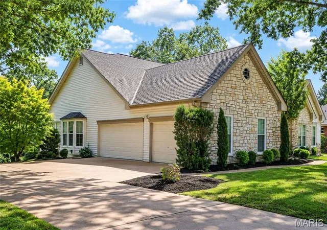 Photo 1 of Single family home for sale at 17711 Birch Leaf Ct, Wildwood, MO 63005 | MLS# MIS26059017 | Listing updated on 2026-10-06