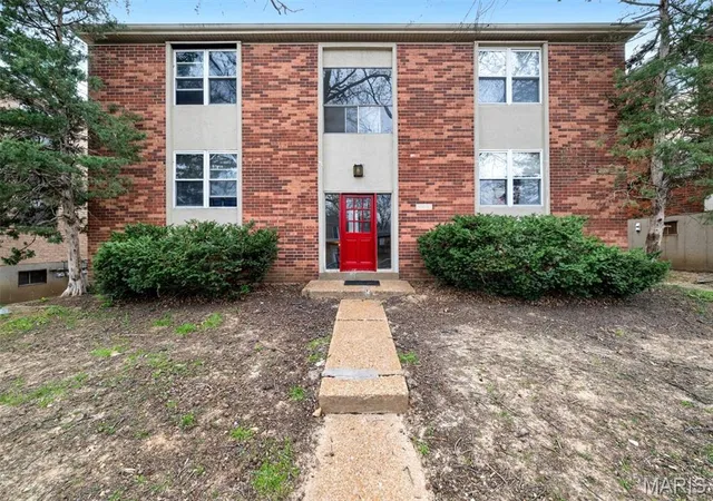 Photo 2 of Multi family home for sale at 10031 Willdan Dr, Saint Louis, MO 63123 | MLS# MIS26059028 | Listing updated on 2026-09-14