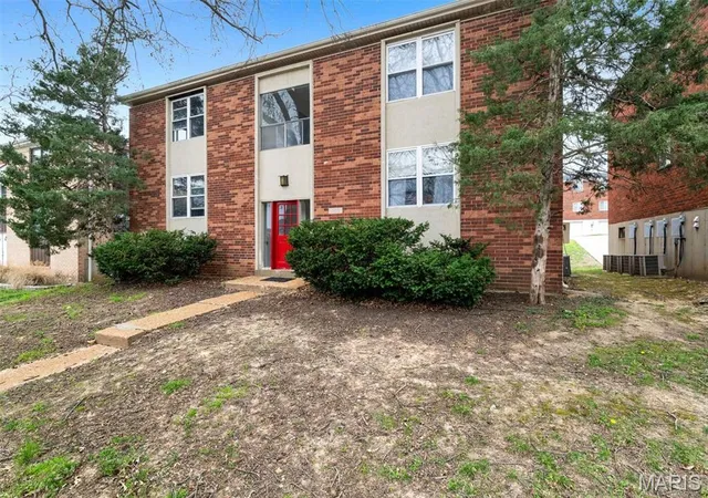 Multi family home for sale at 10031 Willdan Dr, Saint Louis, MO 63123 | MLS# MIS26059028