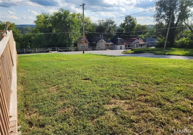 Photo 45 of Single family home for sale at 1716 Grace St, Hannibal, MO 63401 | MLS# MIS26059029 | Listing updated on 2026-10-13