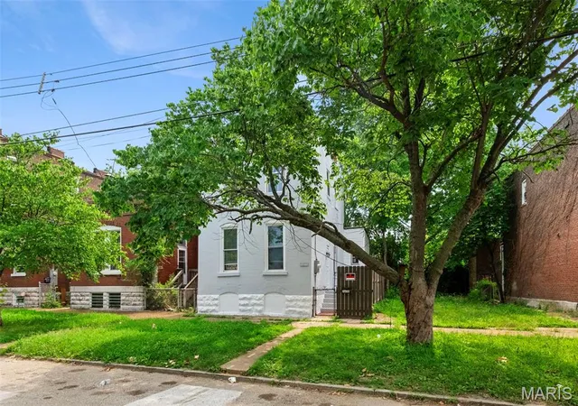 Photo 2 of Single family home for sale at 3650 Salena St, Saint Louis, MO 63118 | MLS# MIS26059032 | Listing updated on 2026-09-12