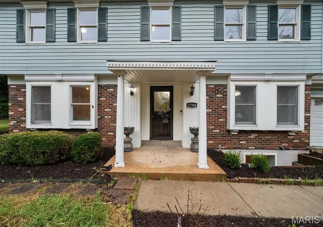 Photo 4 of Single family home for sale at 12768 Highstone Dr, Saint Louis, MO 63146 | MLS# MIS26059033 | Listing updated on 2026-09-21