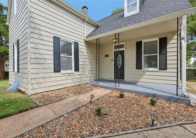 Photo 3 of Sale Pending at 4601 Heidelberg Ave, Saint Louis, MO 63123 | MLS# MIS26059037 | Listing updated on 2026-09-21