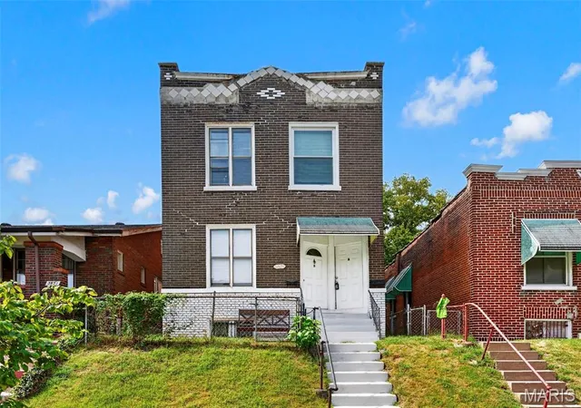 Photo 1 of Multi family home for sale at 3829 S Compton Ave, Saint Louis, MO 63118 | MLS# MIS26059053 | Listing updated on 2026-09-27