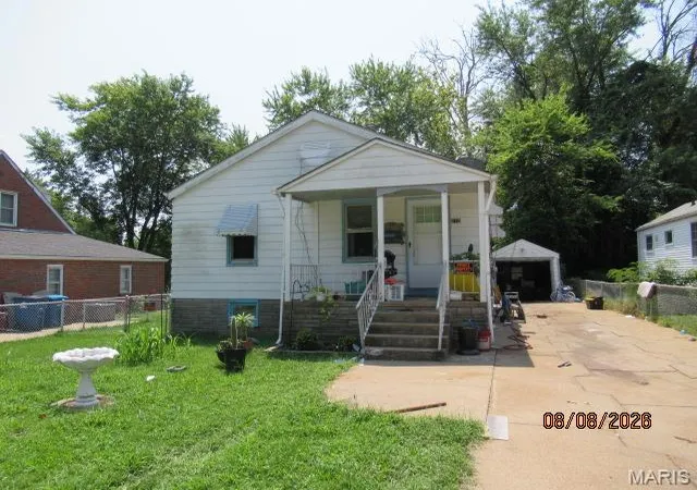 Photo 1 of Single family home for sale at 210 Habecking Dr, Saint Louis, MO 63137 | MLS# MIS26059055 | Listing updated on 2026-09-13