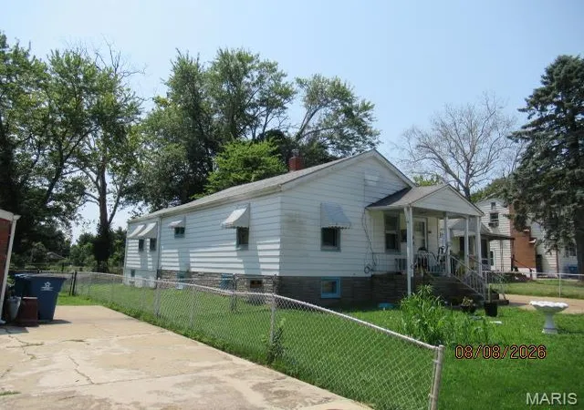 Photo 2 of Single family home for sale at 210 Habecking Dr, Saint Louis, MO 63137 | MLS# MIS26059055 | Listing updated on 2026-09-13