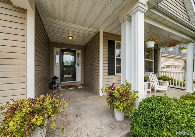 Photo 4 of Single family home for sale at 11 Lambeth Ln, O Fallon, MO 63368 | MLS# MIS26059099 | Listing updated on 2026-09-28