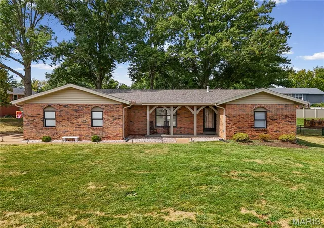Photo 1 of Single family home for sale at 7055 Honey Ln, Saint Louis, MO 63129 | MLS# MIS26059106 | Listing updated on 2026-09-13
