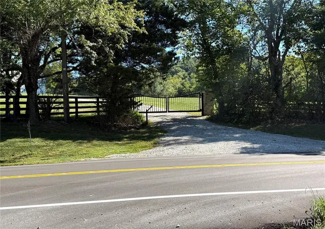 Photo 1 of Sale Pending at 1908 Hwy T, Labadie, MO 63055 | MLS# MIS26059121 | Listing updated on 2026-10-04