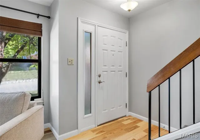 Listing Photo 5 - Condo for sale in building located at 947 Quail Mdws Ct, Chesterfield, MO 63017 - Unit #E