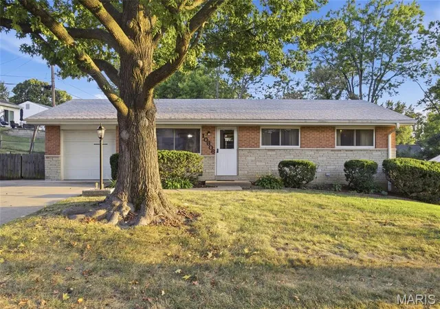 Single family home for sale at 10606 Scotland Dr, Saint Louis, MO 63114 | MLS# MIS26059144
