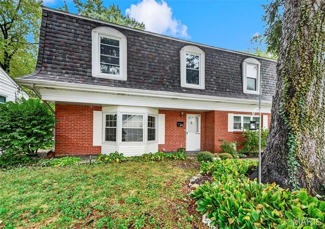 Photo 1 of Single family home for sale at 960 Washington St, Florissant, MO 63031 | MLS# MIS26059146 | Listing updated on 2026-09-23