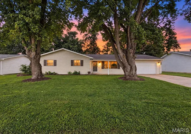Single family home for sale at 403 Leisure St, New Baden, IL 62265 | MLS# MIS26059147