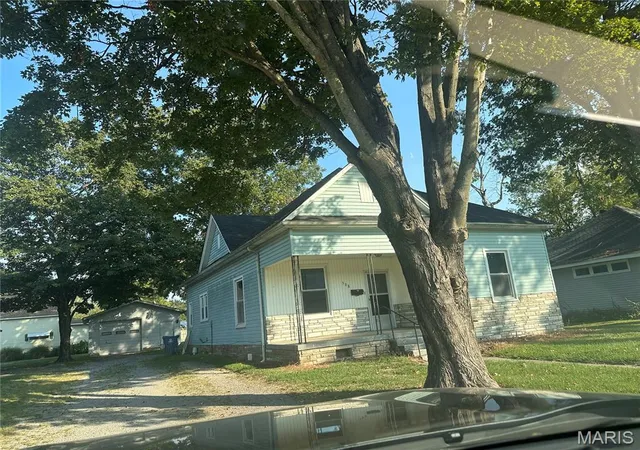 Photo 2 of Single family home for sale at 308 S 3rd Street, Chaffee, MO 63740 | MLS# MIS26059149 | Listing updated on 2026-09-18