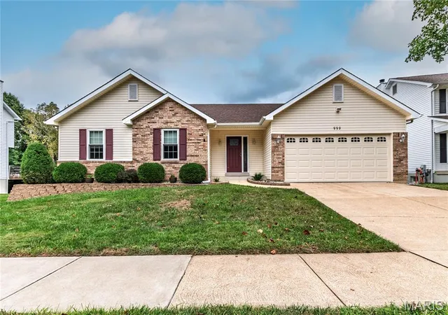 Single family home for sale at 999 Winter Park Dr, Fenton, MO 63026 | MLS# MIS26059158