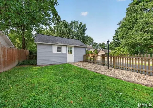 Photo 3 of Single family home for sale at 904 Chelsea Ave, Saint Louis, MO 63122 | MLS# MIS26059160 | Listing updated on 2026-10-05