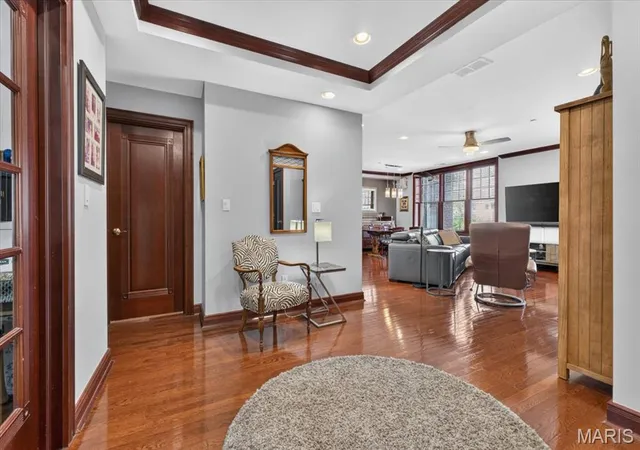 Photo 2 of Condo for sale at 4540 Lindell Blvd #301, Saint Louis, MO 63108 | MLS# MIS26059164 | Listing updated on 2026-09-17