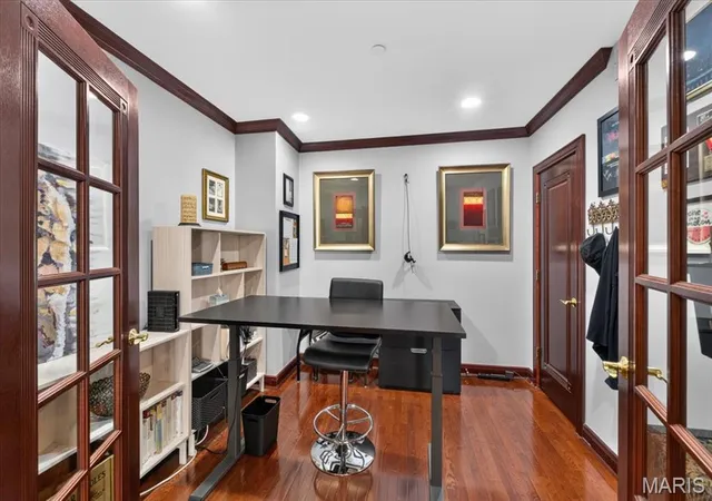 Photo 3 of Condo for sale at 4540 Lindell Blvd #301, Saint Louis, MO 63108 | MLS# MIS26059164 | Listing updated on 2026-09-17