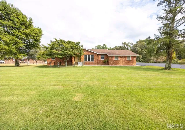 Photo 1 of Single family home for sale at 2023 Hwy B, Perryville, MO 63775 | MLS# MIS26059184 | Listing updated on 2026-09-14