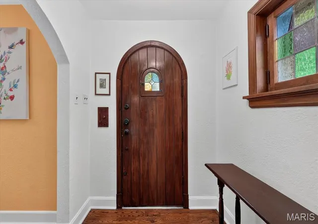 Photo 2 of Single family home for sale at 7537 Hiawatha Ave, Saint Louis, MO 63117 | MLS# MIS26059188 | Listing updated on 2026-09-18