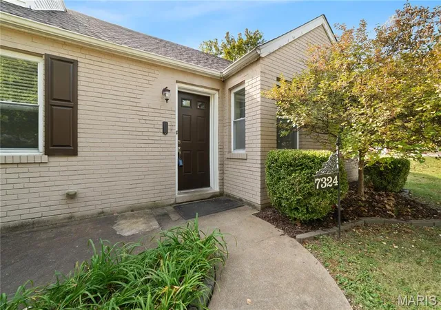Photo 3 of Single family home for sale at 7324 Ahern Ave, Saint Louis, MO 63130 | MLS# MIS26059212 | Listing updated on 2026-10-29