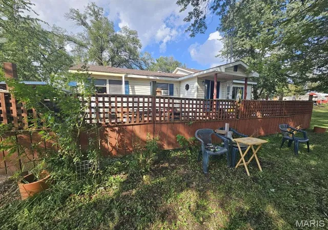 Photo 3 of Single family home for sale at 303 W Reid St, Holliday, MO 65258 | MLS# MIS26059219 | Listing updated on 2026-09-30