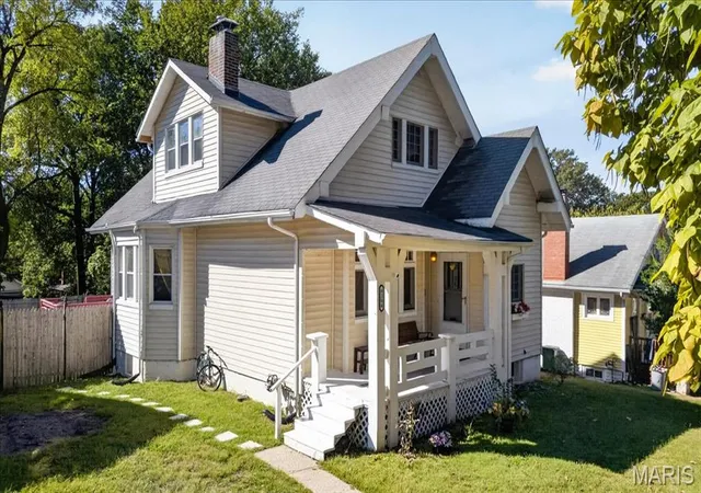 Photo 2 of Single family home for sale at 8304 Buchanan Ave, Saint Louis, MO 63114 | MLS# MIS26059221 | Listing updated on 2026-10-01