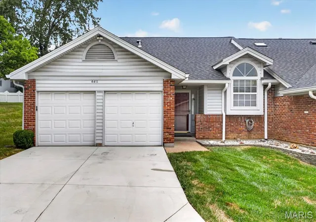 Photo 1 of Townhouse for sale at 4411 Stone Wood Ct, Saint Louis, MO 63128 | MLS# MIS26059227 | Listing updated on 2026-10-06