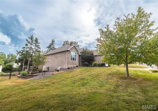 Photo 1 of Single family home for sale at 302 Sooter Ln, Rolla, MO 65401 | MLS# MIS26059232 | Listing updated on 2026-09-17