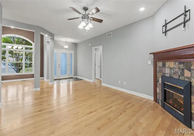 Photo 3 of Single family home for sale at 302 Sooter Ln, Rolla, MO 65401 | MLS# MIS26059232 | Listing updated on 2026-09-17