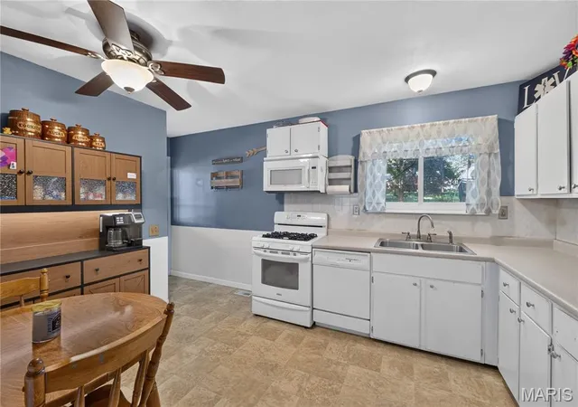 Photo 4 of Single family home for sale at 2910 Nantwich Ln, Saint Charles, MO 63301 | MLS# MIS26059234 | Listing updated on 2026-10-09