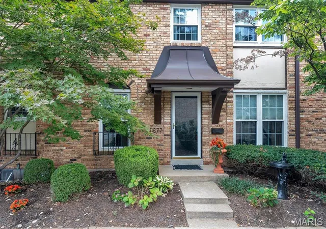 Photo 1 of Condo for sale at 11877 Cresta Verde Dr, Saint Louis, MO 63146 | MLS# MIS26059258 | Listing updated on 2026-09-30