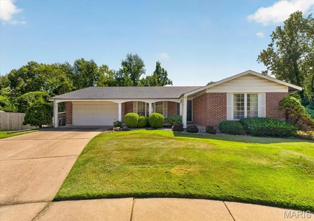 Photo 1 of Single family home for sale at 3616 Viembra Dr, Florissant, MO 63034 | MLS# MIS26059267 | Listing updated on 2026-09-19