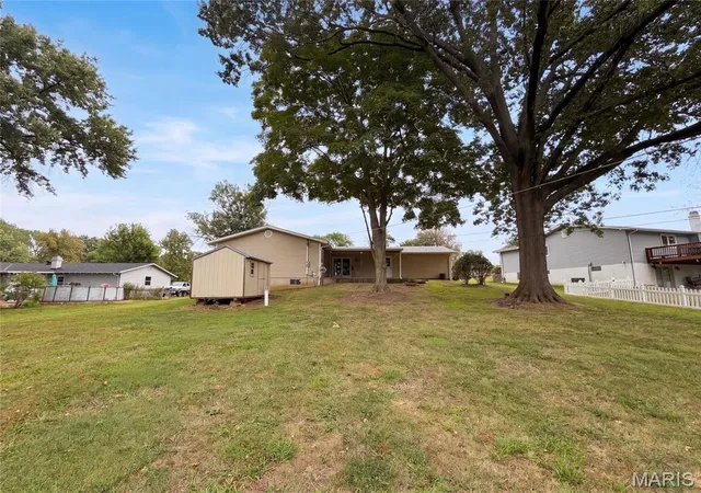 Photo 4 of Single family home for sale at 1621 Christy Dr, Saint Charles, MO 63303 | MLS# MIS26059280 | Listing updated on 2026-09-16