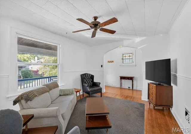 Photo 3 of Single family home for sale at 4404 Osceola St, Saint Louis, MO 63116 | MLS# MIS26059286 | Listing updated on 2026-09-28