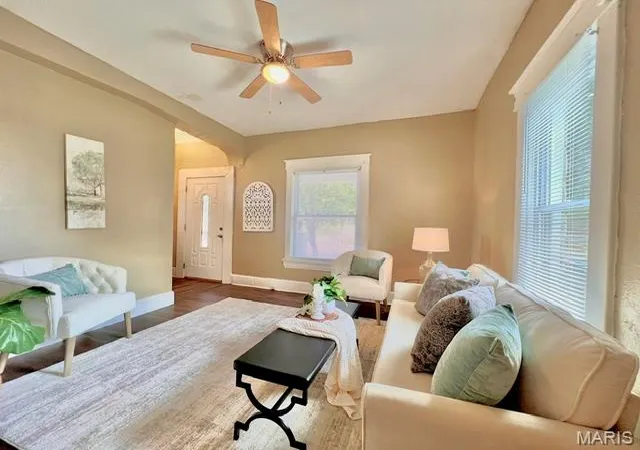 Photo 4 of Single family home for sale at 410 Spring St, Alton, IL 62002 | MLS# MIS26059287 | Listing updated on 2026-09-25
