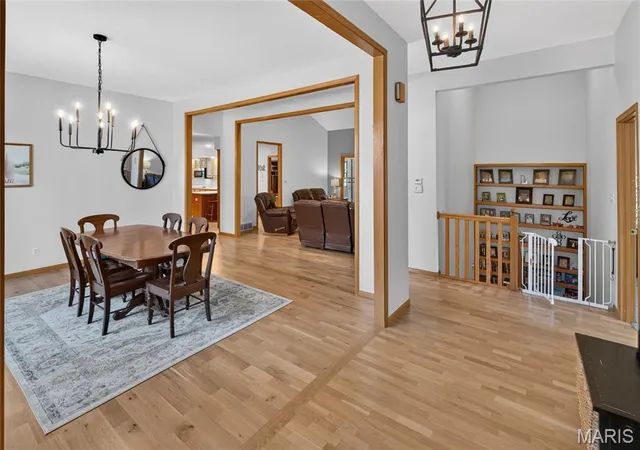 Photo 3 of Sale Pending at 1110 Trailridge Dr, Jackson, MO 63755 | MLS# MIS26059289 | Listing updated on 2026-09-21