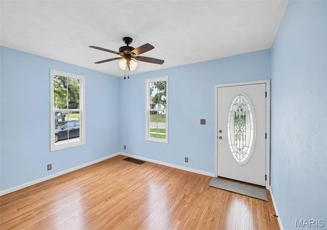 Photo 4 of Single family home for sale at 711 N Main St, Marissa, IL 62257 | MLS# MIS26059291 | Listing updated on 2026-10-02