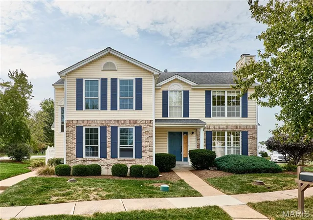 Photo 1 of Condo for sale at 16500 Victoria Xing Dr, Wildwood, MO 63040 | MLS# MIS26059292 | Listing updated on 2026-10-07