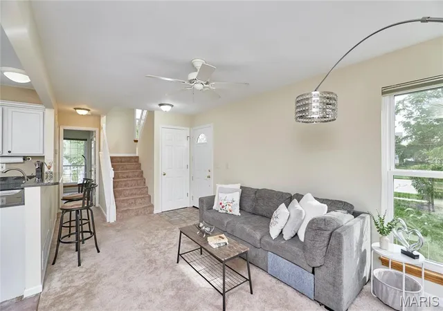 Listing Photo 5 - Condo for sale in building located at 16500 Victoria Xing Dr, Wildwood, MO 63040
