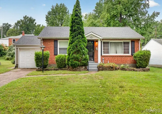 Photo 1 of Sale Pending at 1971 Vinita Dr, Saint Louis, MO 63114 | MLS# MIS26059297 | Listing updated on 2026-10-05
