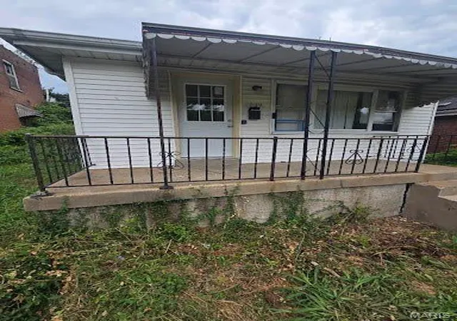 Photo 1 of Single family home for sale at 1039 Gimblin St, Saint Louis, MO 63147 | MLS# MIS26059305 | Listing updated on 2026-09-25