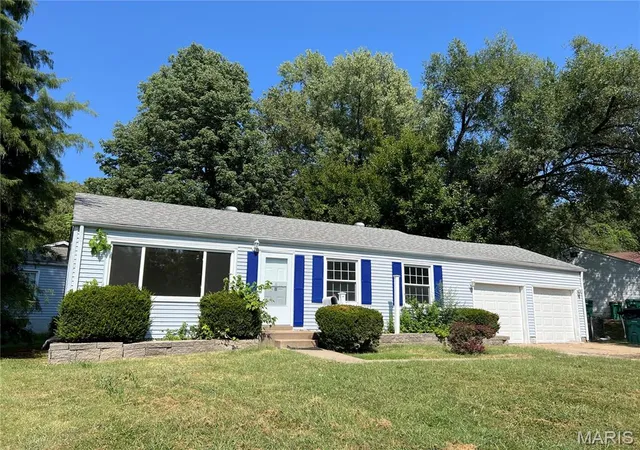 Photo 1 of Single family home for sale at 1271 Darr Dr, Saint Louis, MO 63137 | MLS# MIS26059316 | Listing updated on 2026-09-18