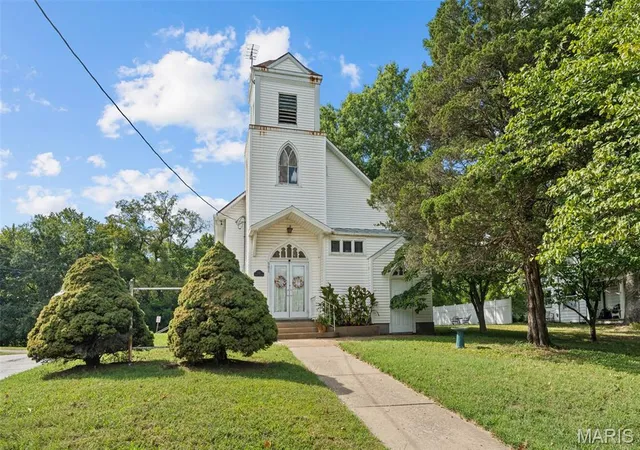Photo 1 of Sale Pending at 901 Maupin Ave, New Haven, MO 63068 | MLS# MIS26059331 | Listing updated on 2026-09-20