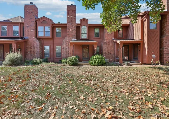 Photo 1 of Townhouse for sale at 3012 Duclair Pkwy #G, Saint Charles, MO 63303 | MLS# MIS26059351 | Listing updated on 2026-09-18
