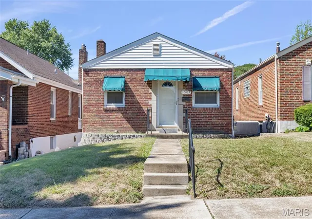 Photo 1 of Sale Pending at 1503 Gregg Ave, Saint Louis, MO 63139 | MLS# MIS26059369 | Listing updated on 2026-10-03